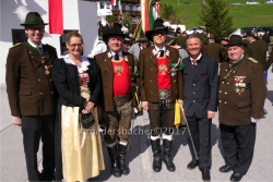 Lds. Schützenmeister Friedl Anrain, NR Carmen Schimanek, Bat.Kdt Mjr Hermann Egger, Viertel-Kommandant Mjr. Manfred Schachner, Bezirkshauptmann Dr Christoph Platzgummer, Lds. Ehrenschützenmeister Hansjörg Mayer