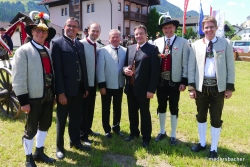 LV-Obm Oswald Gredler, LA Ing. Alois Margreiter, LK-Präsident Josef Hechenberger, Bgm Johann Thaler, LH Günther Platter, UTV-Obm Walter Gasser, Obm Reinhard Peer