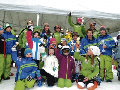 Die stolzen Klassensieger – Ergebnisse lassen sich auf www.sc-alpbach.at nachlesen.        