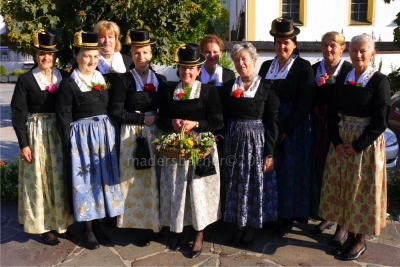 Kundler Kasettlfrauen am Hohen Frauentag in Kundl