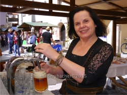 Gerti Fürst, Wirtin vom Brauhaus Rattenberg weiß, was Marktbesucher mögen