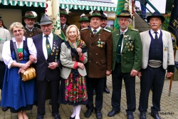 Marketenderin Hermine Schwaiger (Brixlegg), Gustl Moser (Bruck), Ursel Zessin (Trudering), Ferdinand Seiter (Brixlegg), Bernhard Forster (Vaterstetten), Max Als (Bruck)