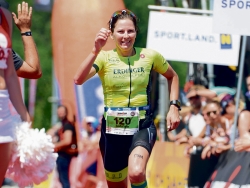 Sabrina Exenberger (Wave Tri Team) möchte bei der Ironman-Weltmeisterschaft in Hawaii Weltmeisterin in ihrer Altersstufe (25 bis 29 Jahre) werden!