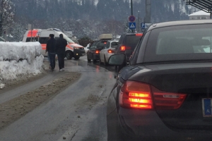 Das Rettungsauto musste gegen die Einbahn fahren.