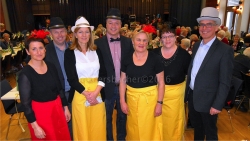 Obm-Stv Marlene Dessl (Sozialsprengel), Vize-Bgm Michael Dessl, Pflegedienstleiterin Maria Hoflacher, Bgm Anton Hoflacher, GR Wilma Kurz, Ortsbäuerin Marianne Seebacher, Vize-Bgm Ing. Albert Margreiter