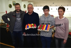 Oberschützenmeister (OSM) Dieter Achleitner, Horst Seiringer (34 Ostereier), Julian Seebacher (30 Ostereier), Schriftführerin Gabi Harringer