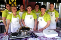 Hausgemachte Kiachl und Krapfen am Stand’l der Brixlegger Bäuerinnen war einer der Bestseller beim Frühlingserwachen in Brixlegg