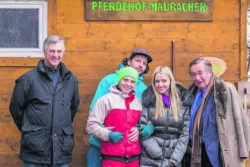 Herbert Mauracher, Elisabeth Mauracher (Inhaberin vom Pferdehof Mauracher), Stefan Löffler, Cathy Lugner und Richard Lugner.