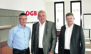 Christian Hauser, GF der Gewerkschaft Bau-Holz Tirol, Otto Leist, Vorsitzender des ÖGB Tirols und Franz Lanthaler sprachen über Lohndumping und die EU-Entsenderichtlinie. 