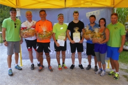 WSV-Obmann Alexander Wolf, Platz 2: Albert Margreiter + Stephan Bertel, Platz 1: Lukas Neurauter + Moritz Riedl, Platz 3: Markus Huber + Uschi Binder, Stefan Pöll (WSV)