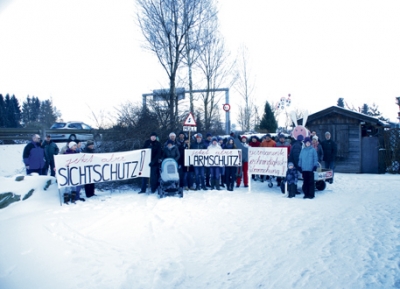 Kürzlich protestierten Schrebergartenbesitzer und Vertreter der Bürgerinitiative „Lebenswertes Radfeld“ für eine Lärmschutzwand entlang der B171.