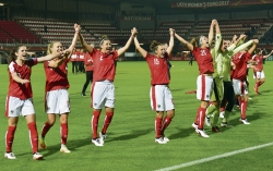 Nicole Billa (Nr. 15) erreichte mit der österreichischen Damen-Fußball-Nationalmannschaft das Halbfinale der Europameisterschaft in Holland.