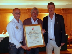 Martin Knapp (Sportausschuss), Sportlerehrenzeichen für Kurt Biasi, Bgm Ing Rudolf Puecher