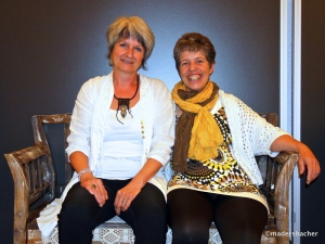 Beatrix Wechner (Schamanische Heilarbeit) und Ausstellerin Astrid Wirnsperger (Kreativ-Design-Kundl)