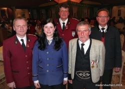 Vorstand Musikbund Rattenberg/Umgebung: Bezirkskapellmeister Gerhard Guggenbichler, Bezirksjugendreferentin Anita Schneider, Bezirksobmann Otto Hauser, Schriftführer Johann Pfandler, Kassier Siegfried Kogler 